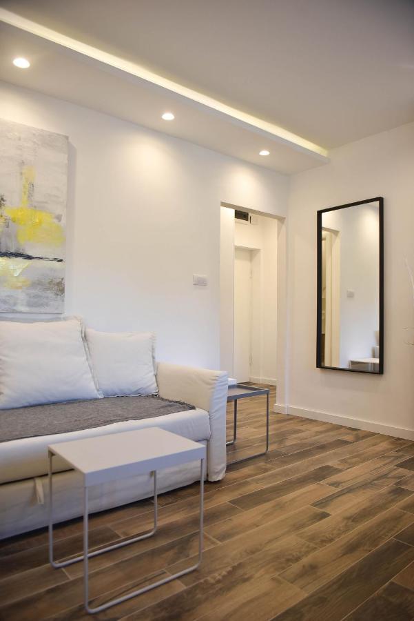 Friendly Home Apartment Belgrado Exterior foto